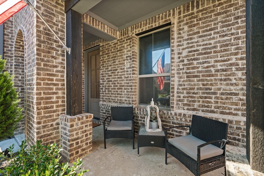 1908 Temple Hill - Photo 3