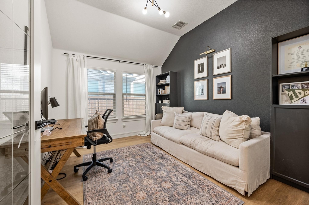 12417 Penson Street - Photo 12