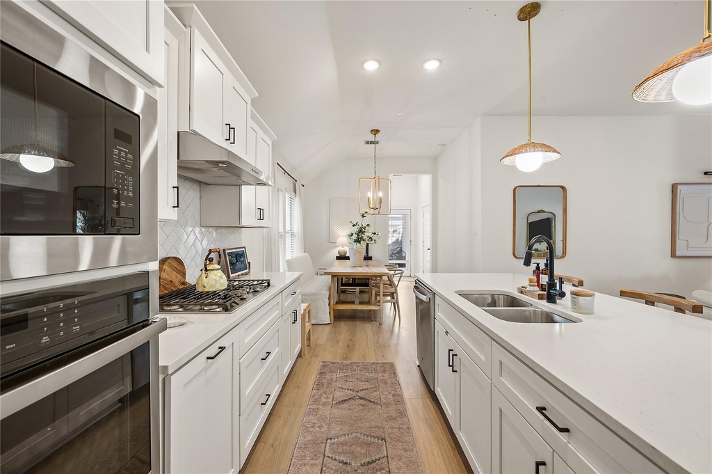 12417 Penson Street - Photo 9