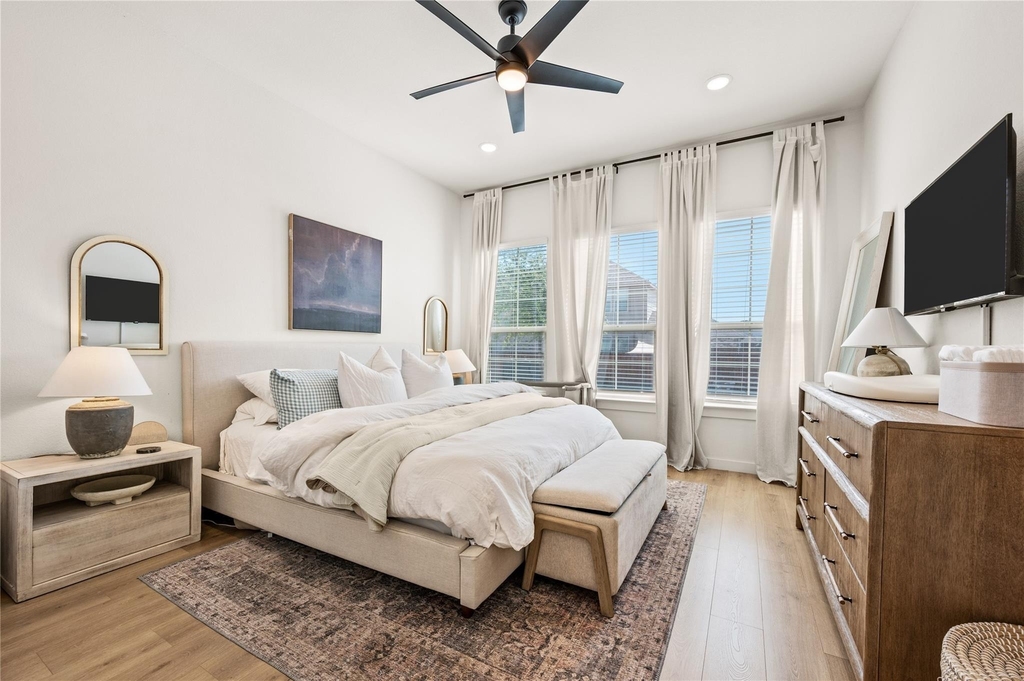 12417 Penson Street - Photo 13