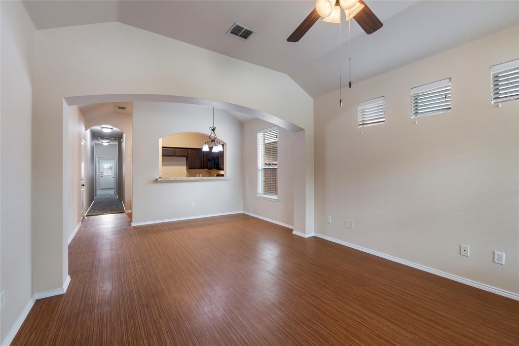 355 Armstrong Lane - Photo 2