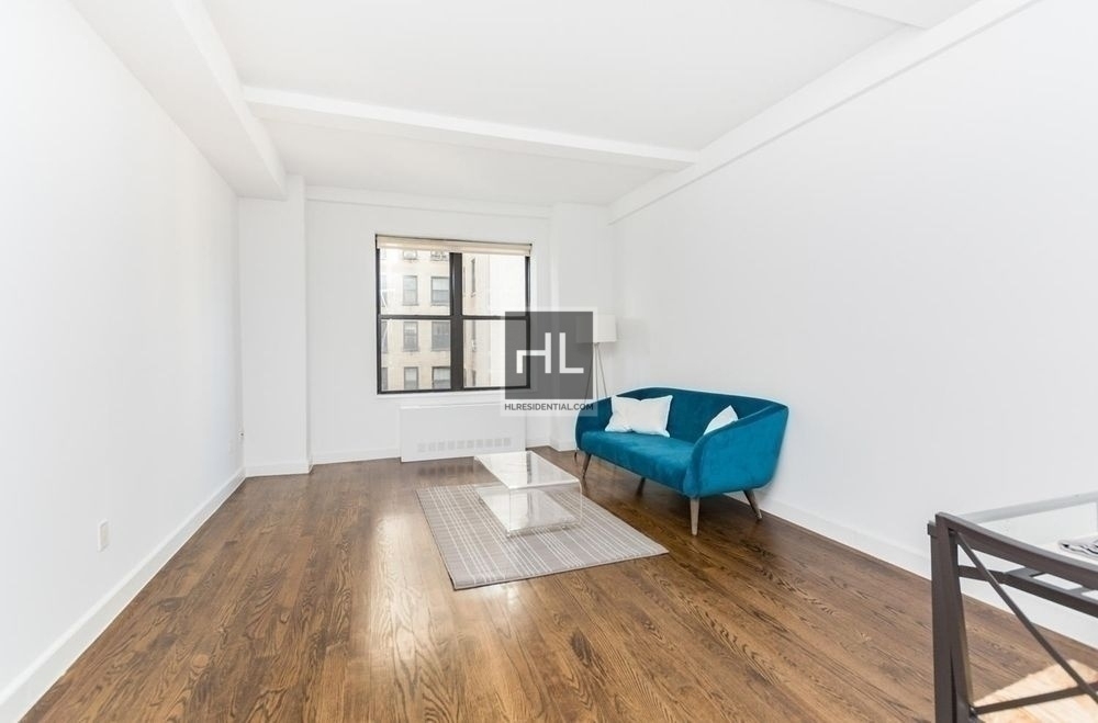 West 91st Street - Photo 0
