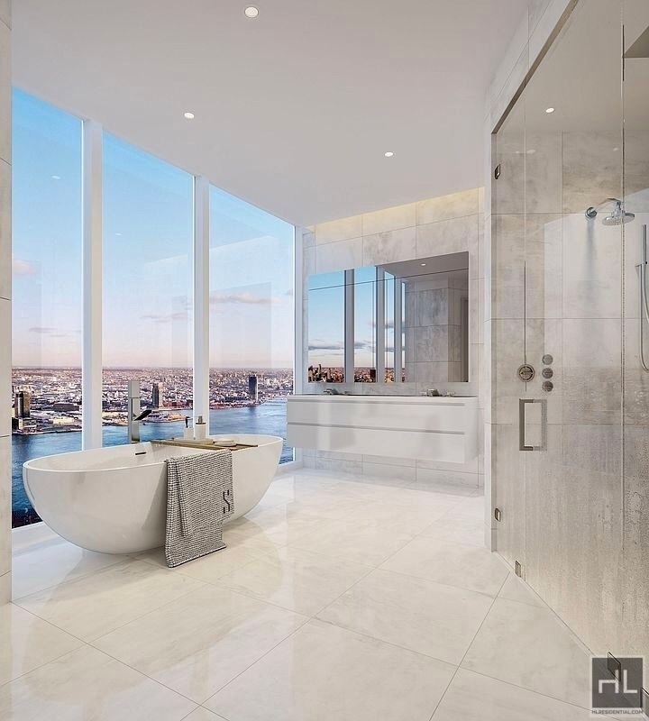 East 44th Street - Photo 4