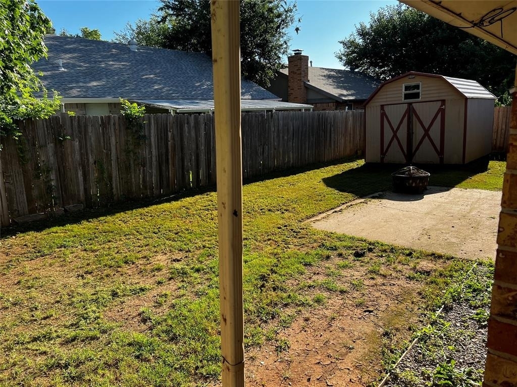 10329 Exter Avenue - Photo 8