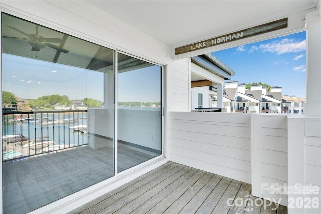 18755 Vineyard Point Lane - Photo 11