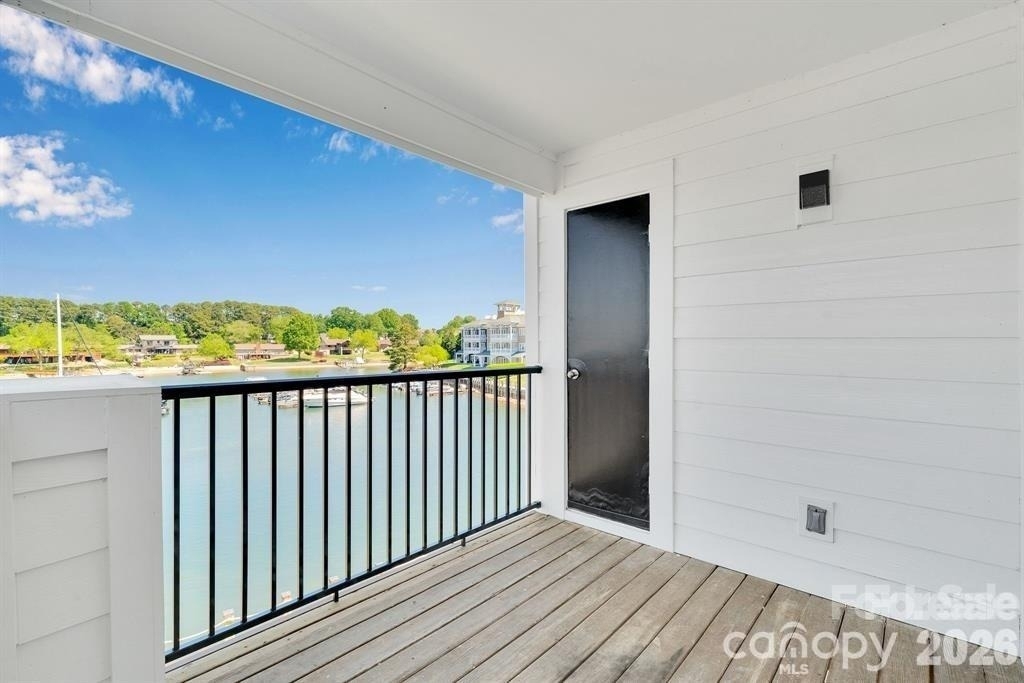 18755 Vineyard Point Lane - Photo 13