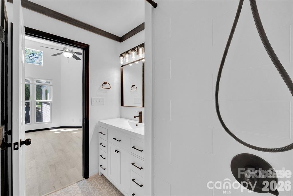 18755 Vineyard Point Lane - Photo 25