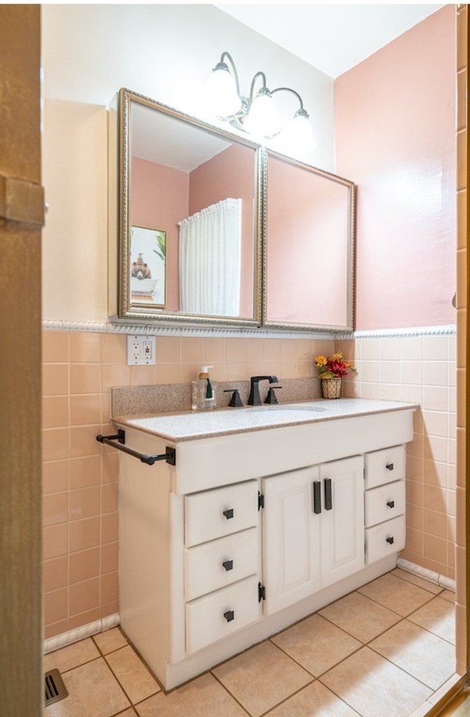 424 W 11th - Photo 11