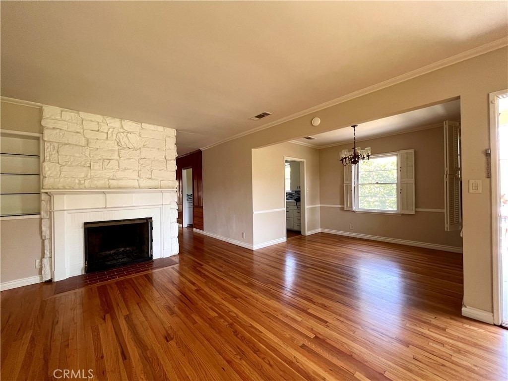 1855 Sharon - Photo 1