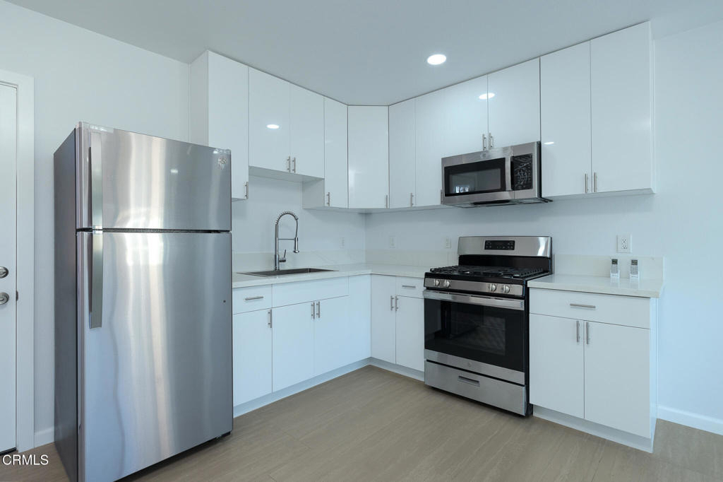 3630 S F Street - Photo 4