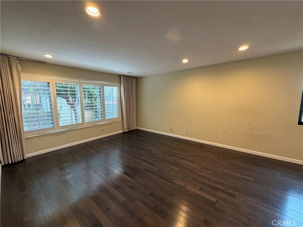 816 W Naomi - Photo 1