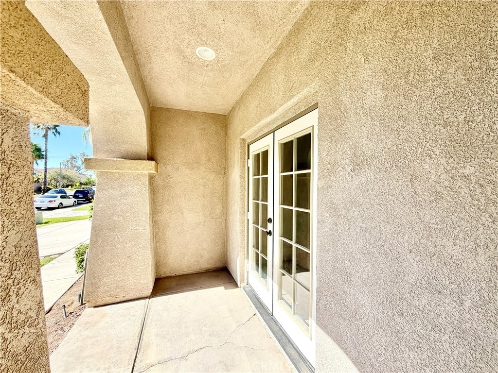 37961 Veranda Way - Photo 4