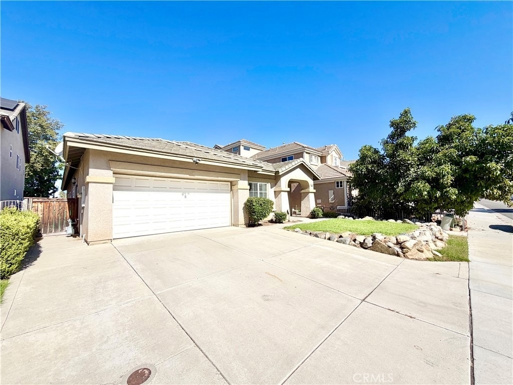 37961 Veranda Way - Photo 1