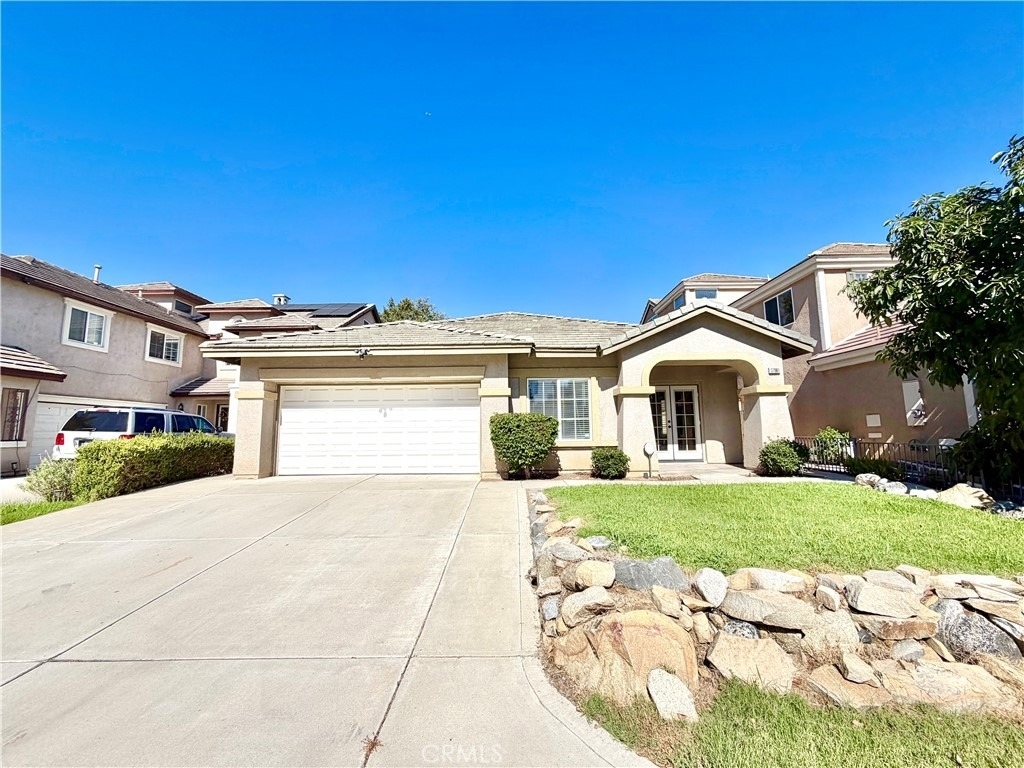 37961 Veranda Way - Photo 0