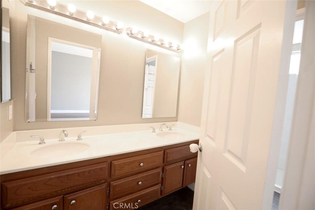 25567 Woodside - Photo 8
