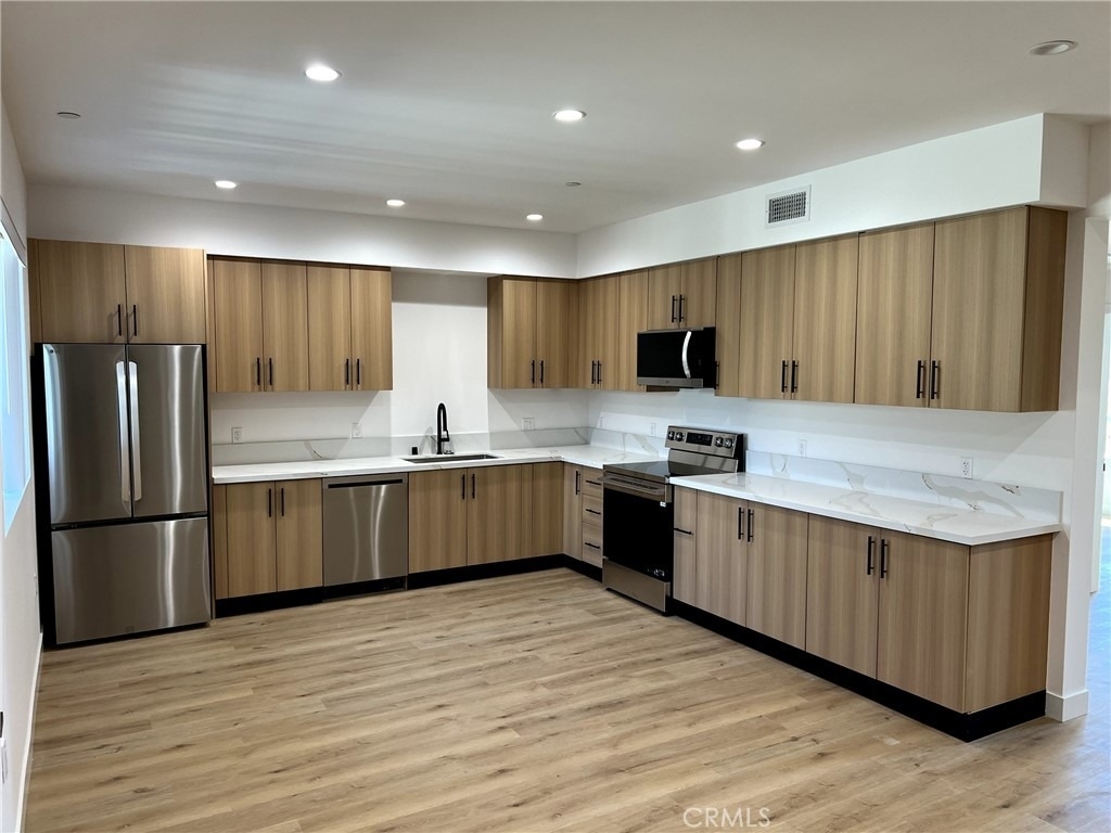 8016 Fair - Photo 21