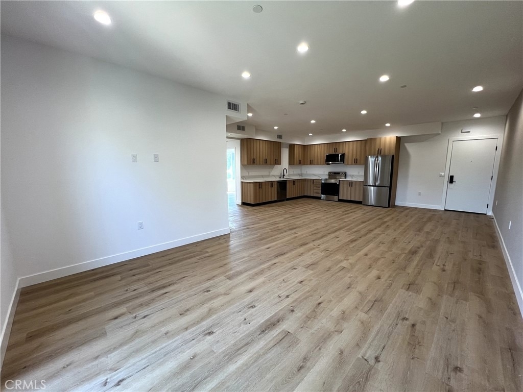 8016 Fair - Photo 32