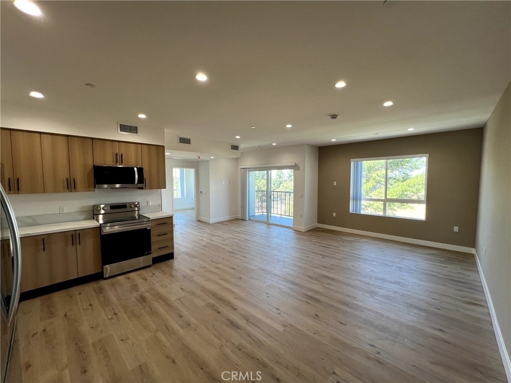 8016 Fair - Photo 6
