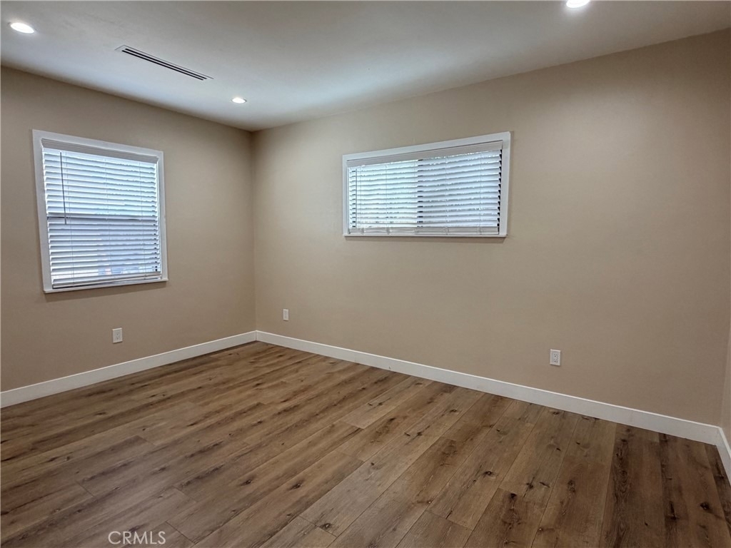10971 Roscoe - Photo 14