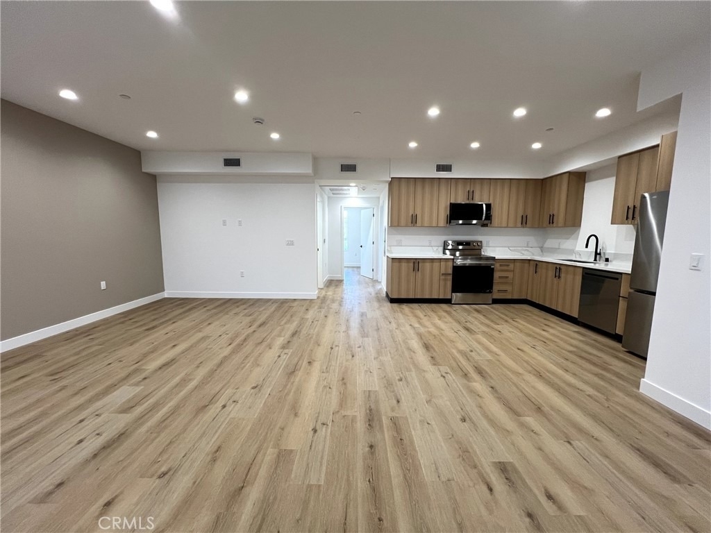8016 Fair - Photo 33