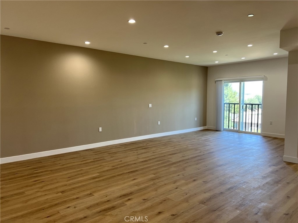 8016 Fair - Photo 32