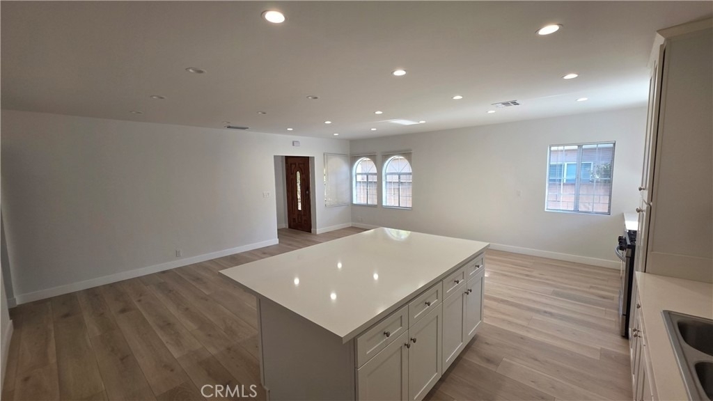 7307 Tyrone - Photo 9