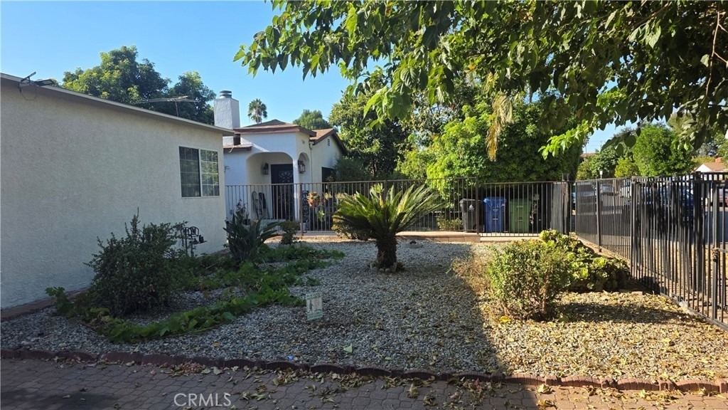 7307 Tyrone - Photo 4