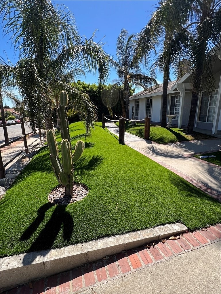 13747 Polk Street - Photo 4
