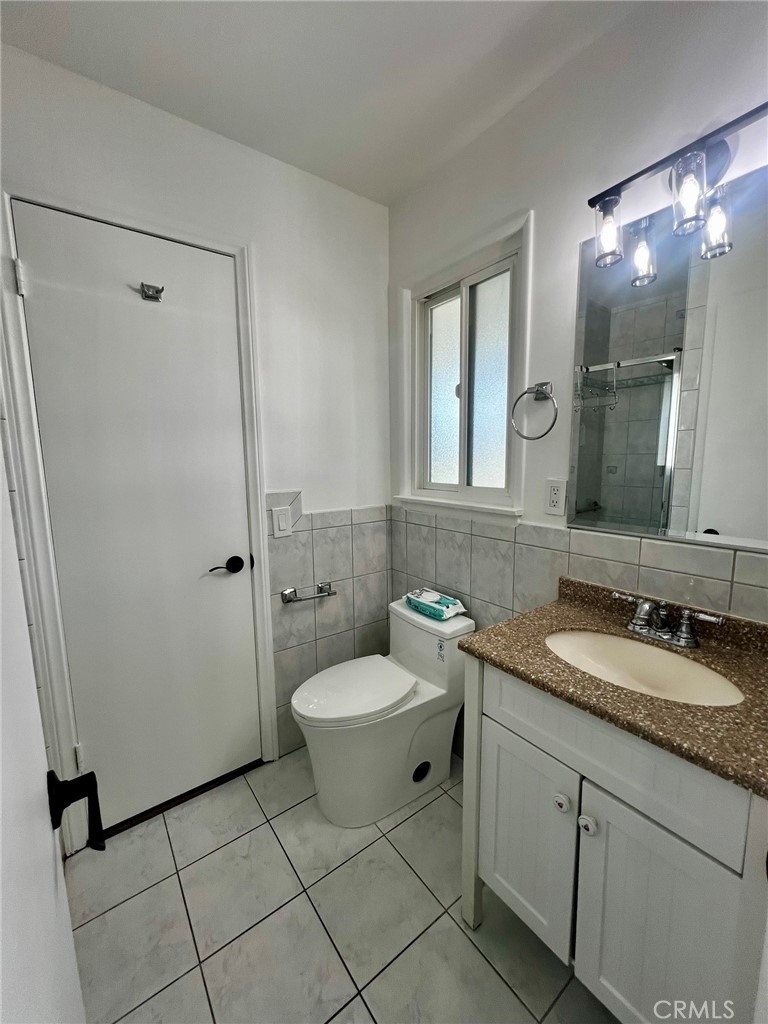 17170 Vintage Street - Photo 16