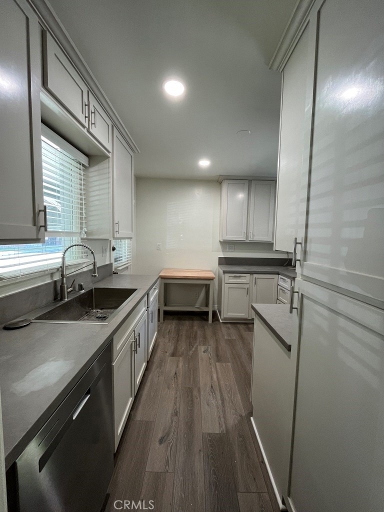 14659 Killion Street - Photo 6