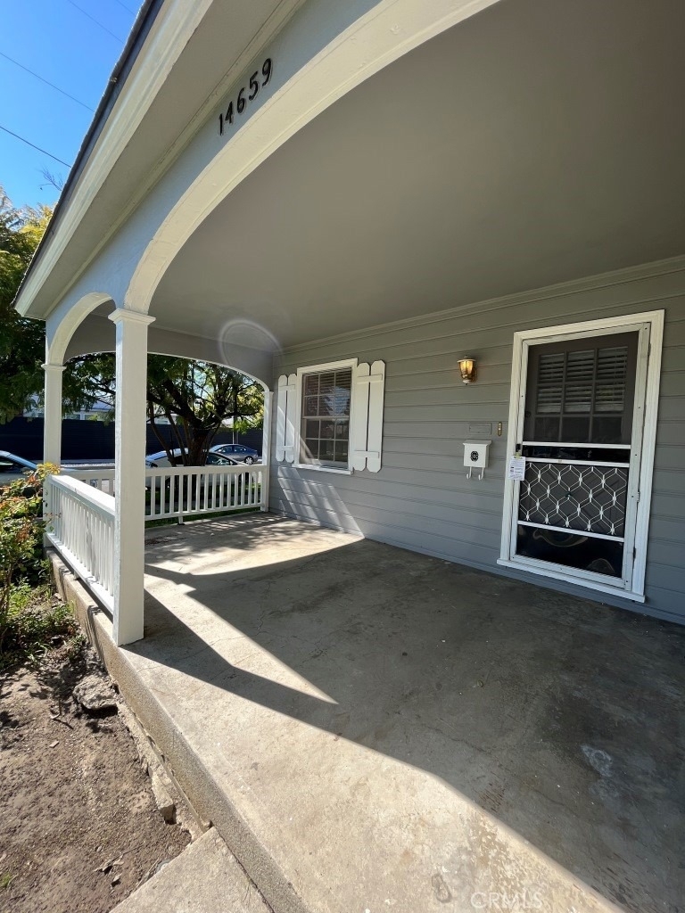 14659 Killion Street - Photo 1