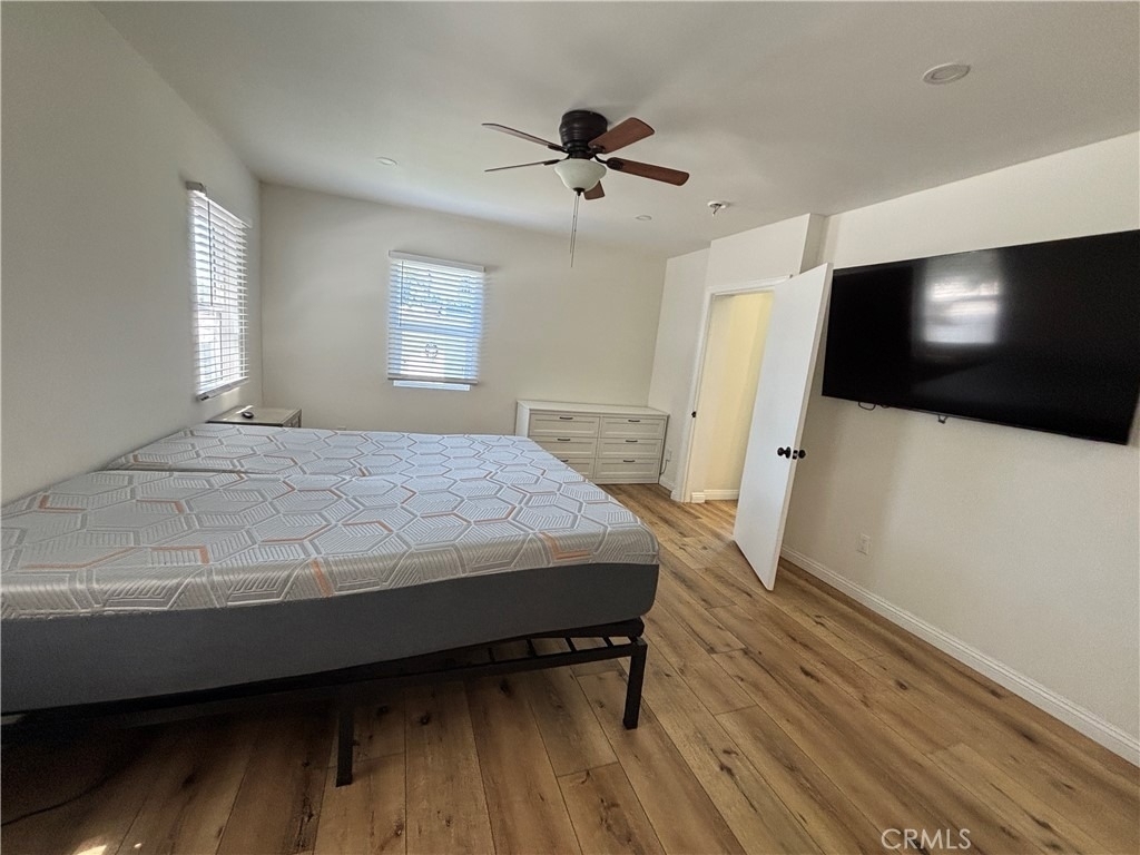 6529 Aura Avenue - Photo 10