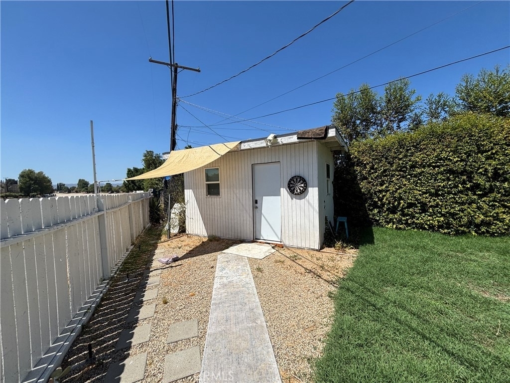 6529 Aura Avenue - Photo 24