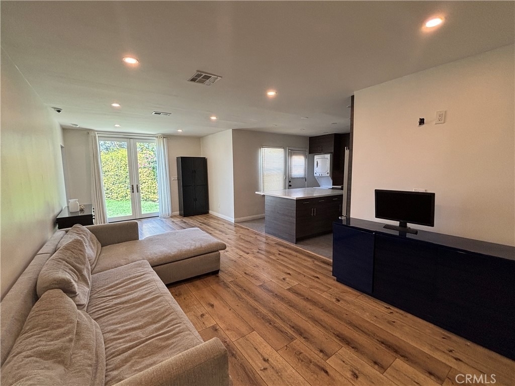 6529 Aura Avenue - Photo 2