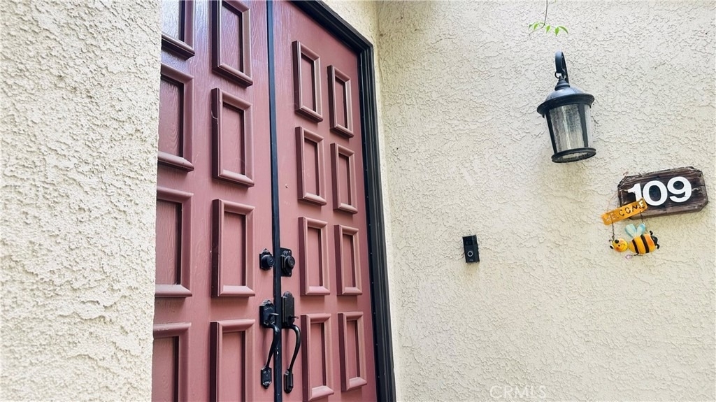 5711 Owensmouth - Photo 1