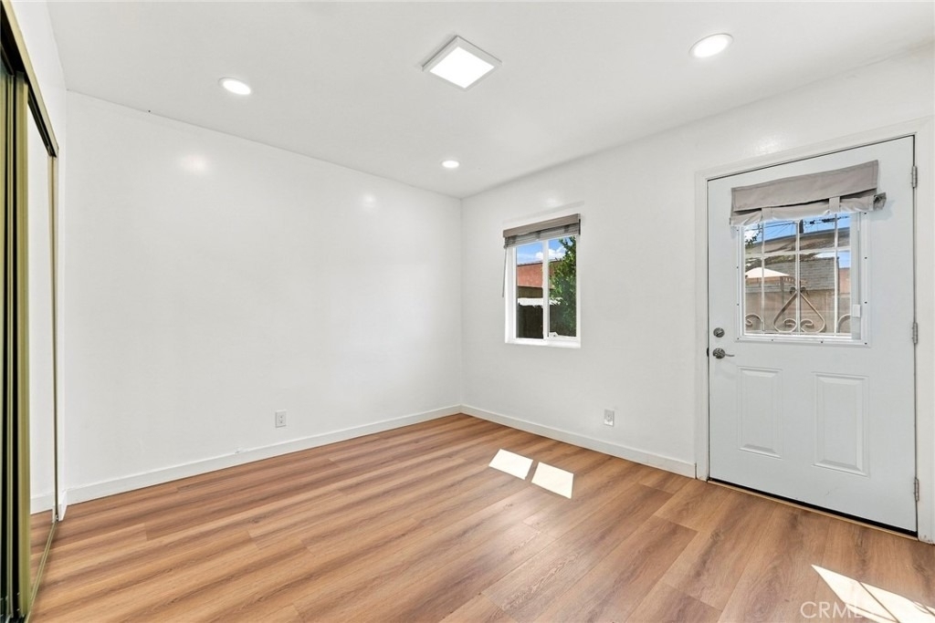 23311 Catskill Ave - Photo 9