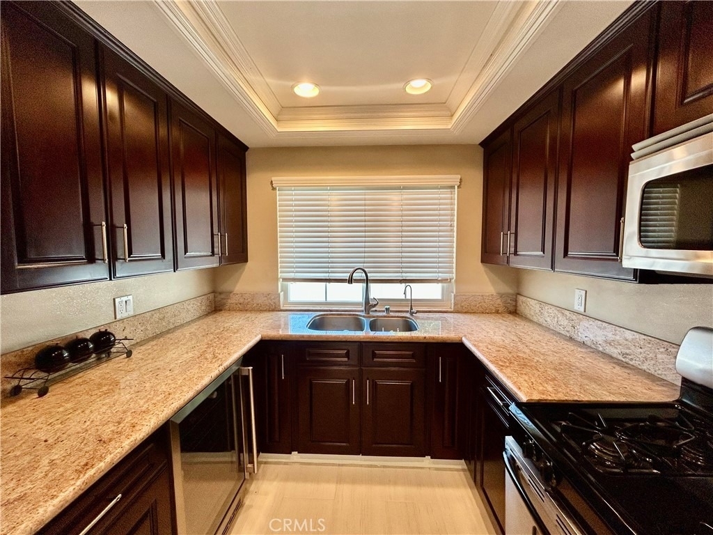 15738 Tetley - Photo 6