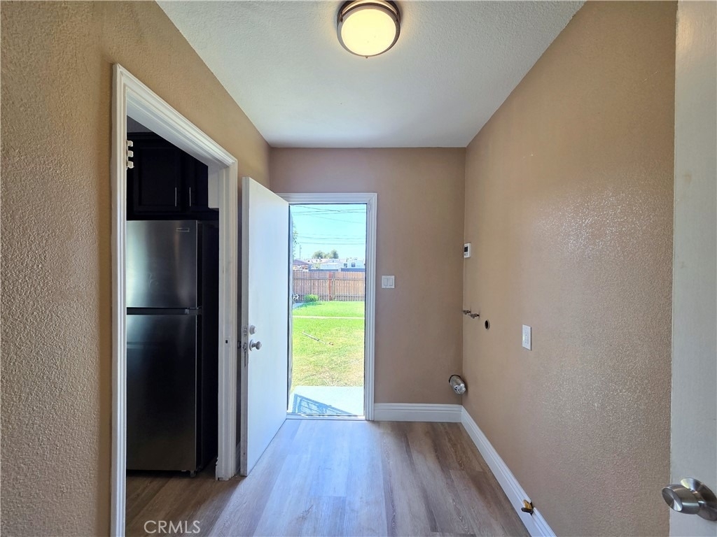 705 N Hillford Avenue - Photo 12