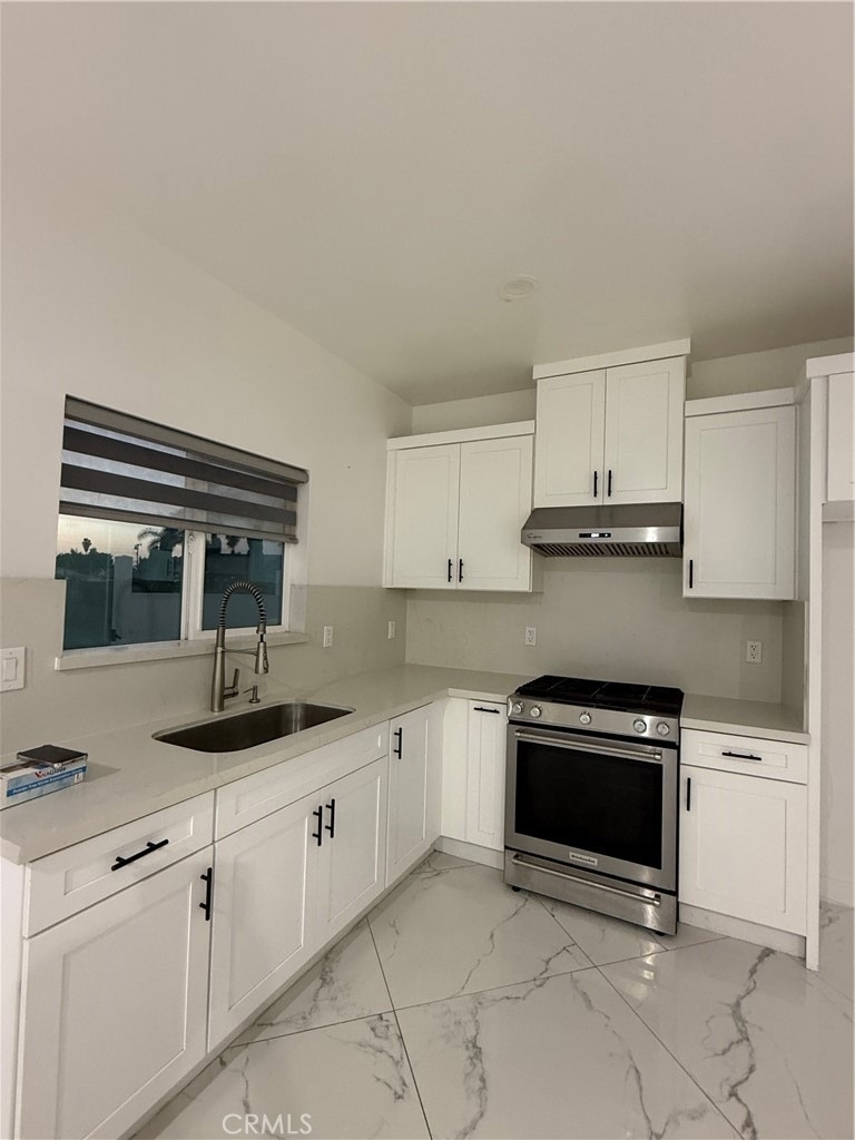 5678 Oak Pl - Photo 2