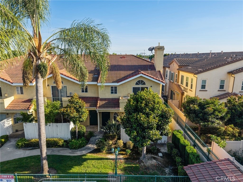 11463 1/2 Excelsior Drive - Photo 2