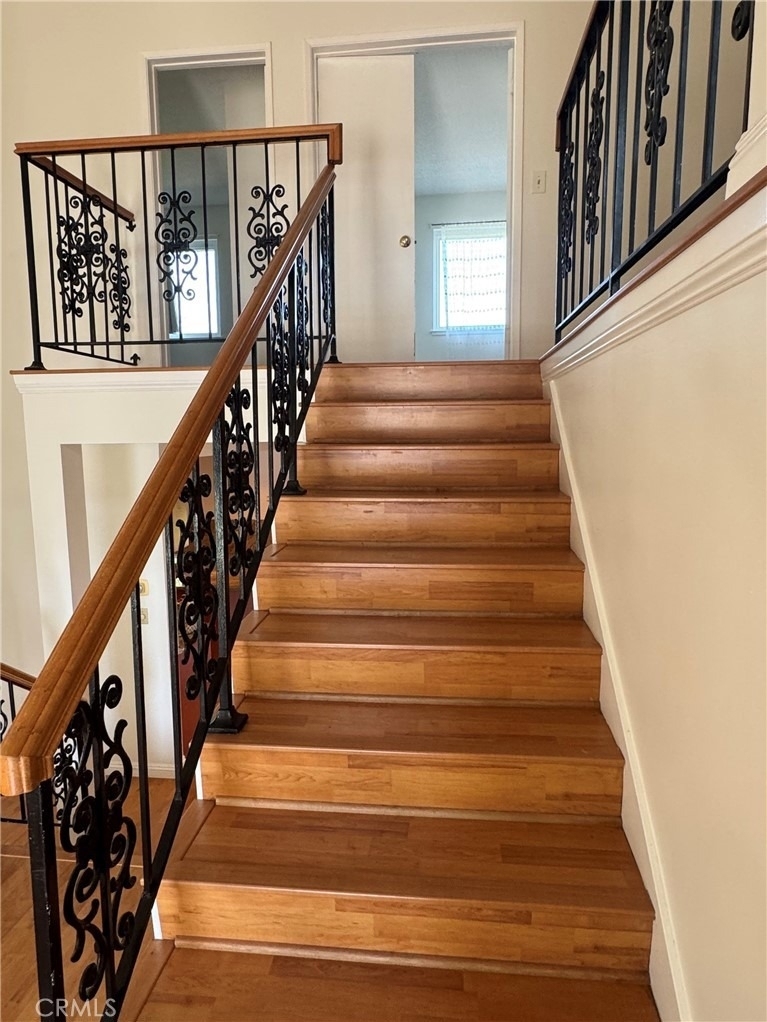 5355 Duncannon Ave - Photo 14