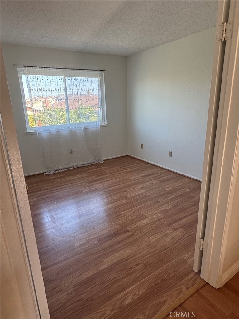 5355 Duncannon Ave - Photo 17