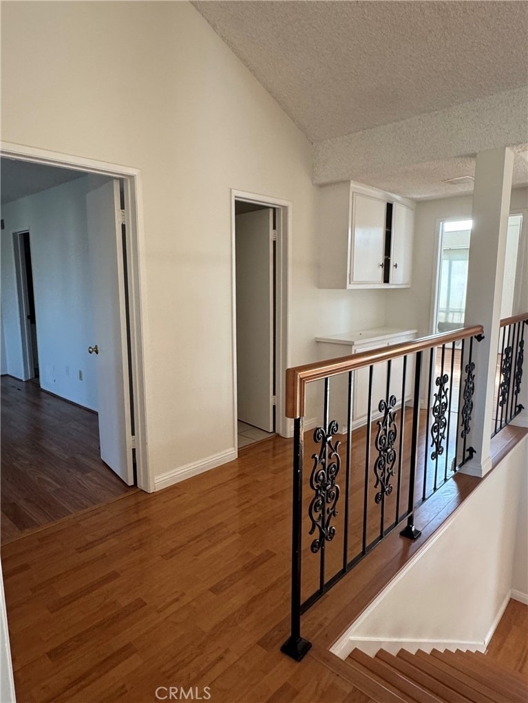 5355 Duncannon Ave - Photo 18