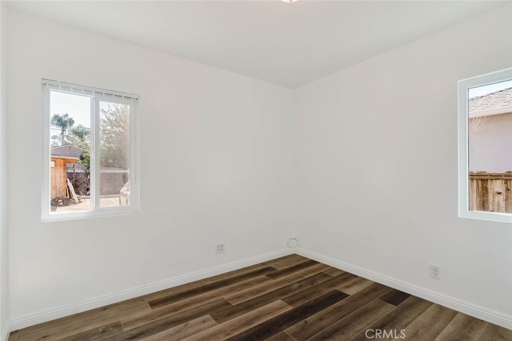 7426 Dempsey Avenue - Photo 13