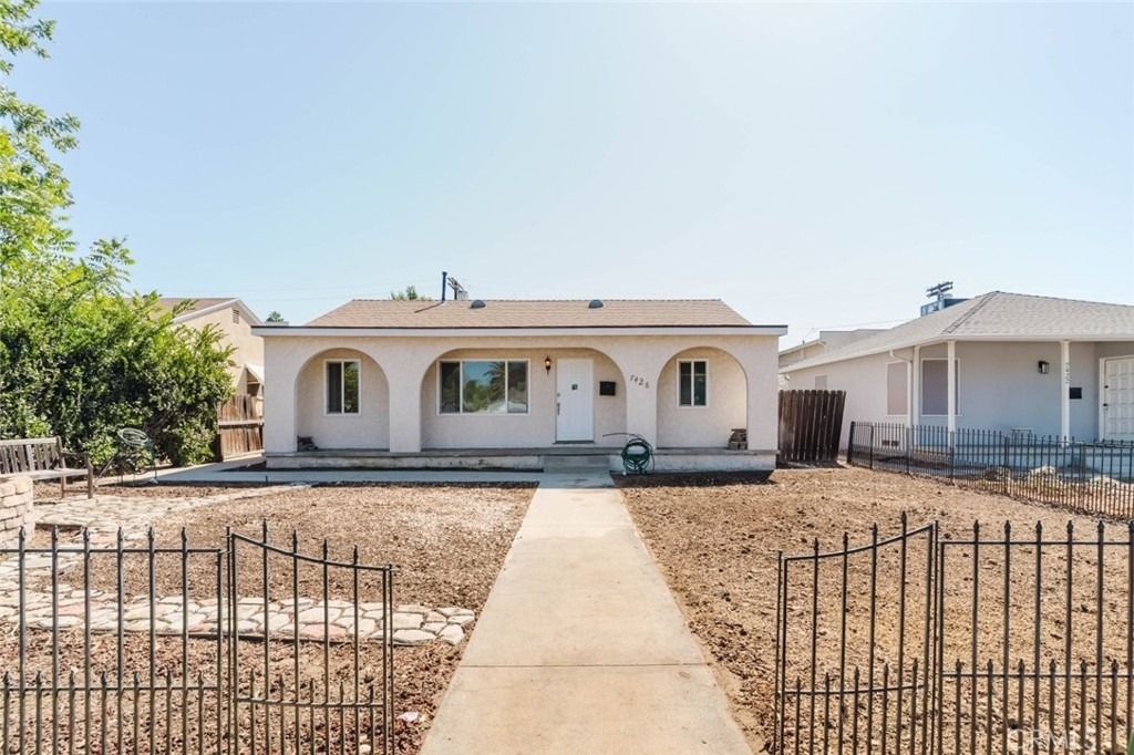 7426 Dempsey Avenue - Photo 0