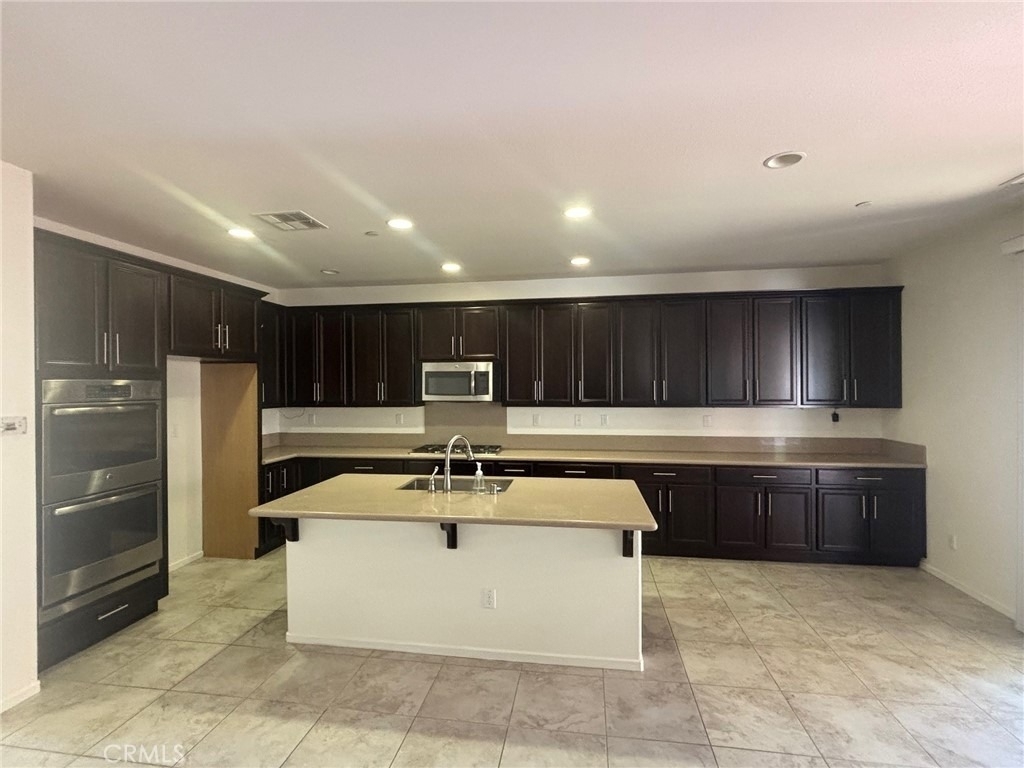 3288 Ledgewood - Photo 2