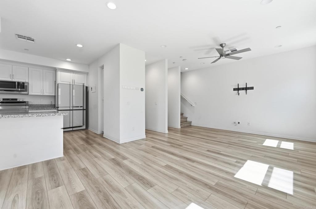 8386 Yosemite Street - Photo 4