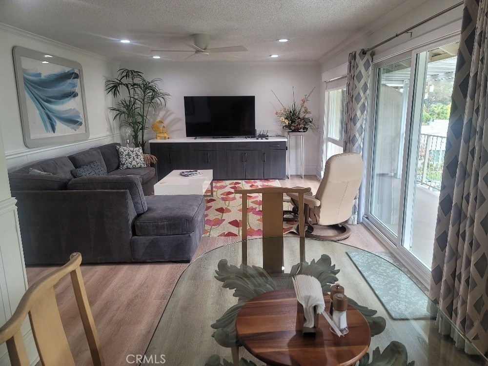 2185 Via Mariposa - Photo 5