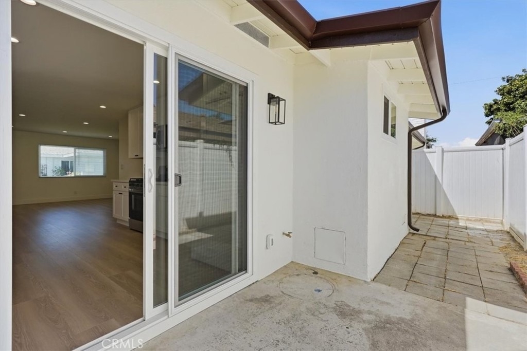 16404 San Jacinto - Photo 2
