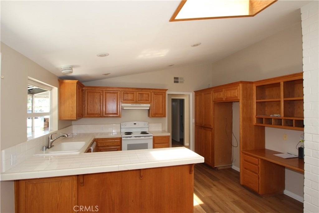 263 Hanover Drive - Photo 3